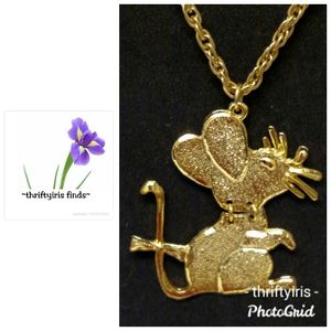 Cute Gold Tone Mouse Necklace 🐁